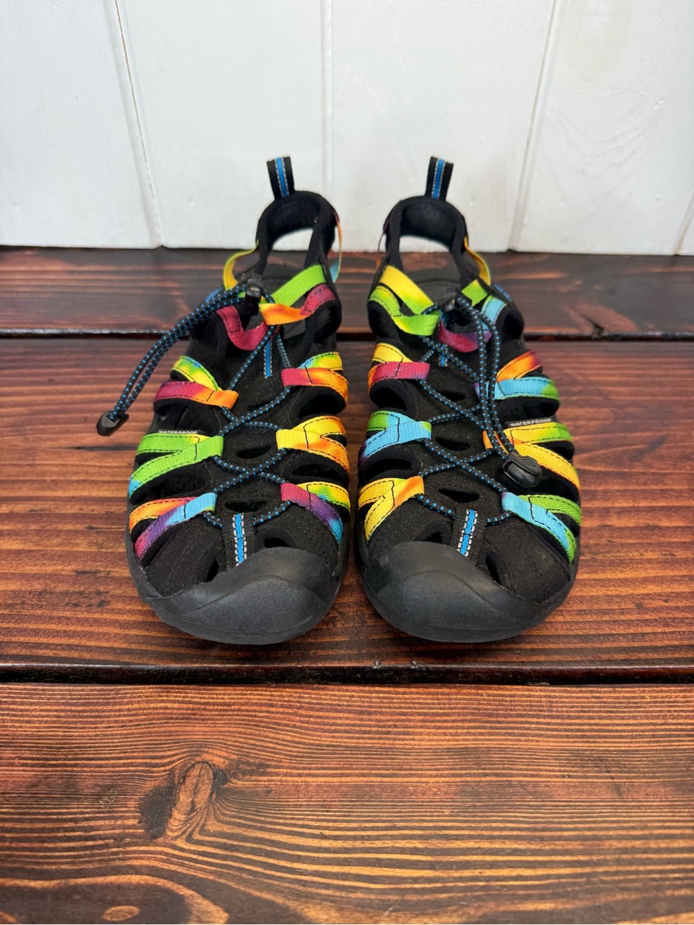 KEEN Whisper Waterproof Multicolor Rainbow Sport Sandals Women’s Size 8